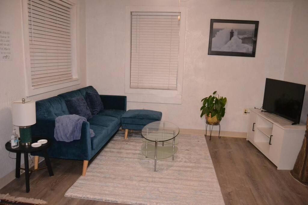 Bright And Cozy Lighthouse Cottage In Greenville Sc Luaran gambar